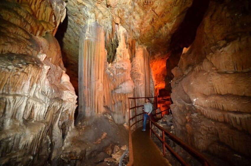 Mersin gilindir mağarası