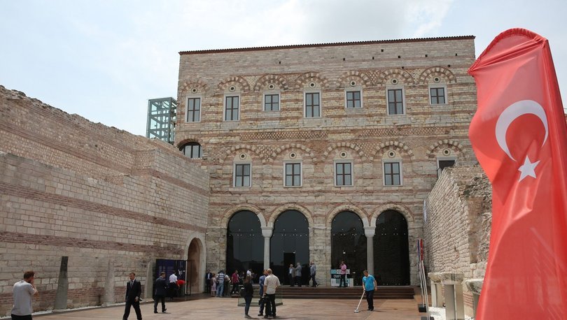 İstanbul Tefkur Sarayı