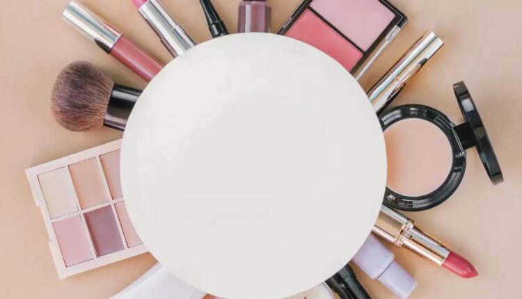 Flormar makyajı nsasıl yapılır